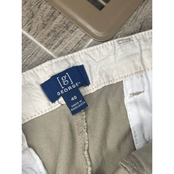 Shorts khaki color. Nice dress or play shorts. anywhere else you want to go. Siz - Picture 9 of 16